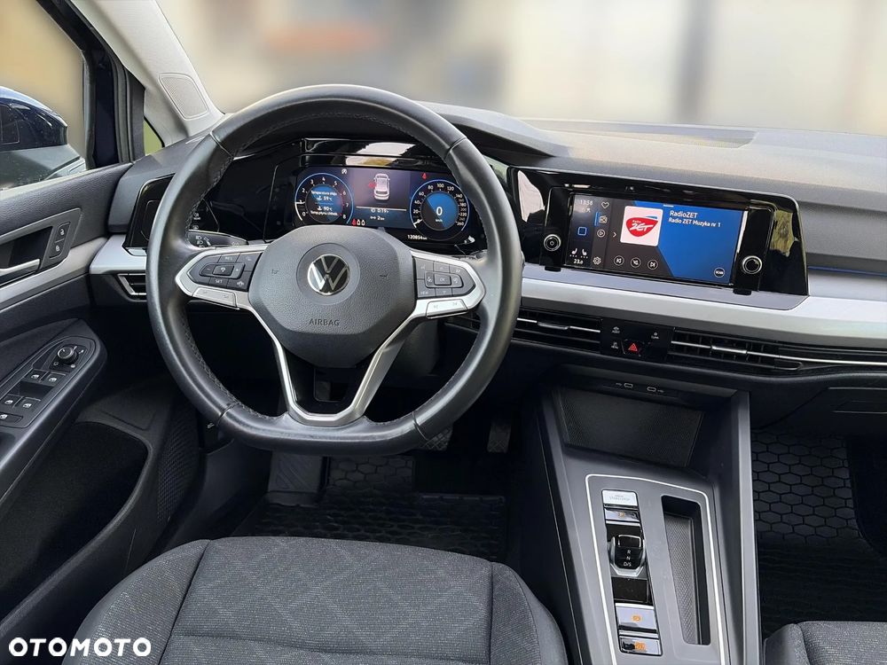 Volkswagen Golf VIII 1.5 eTSI EVO Life DSG - 15