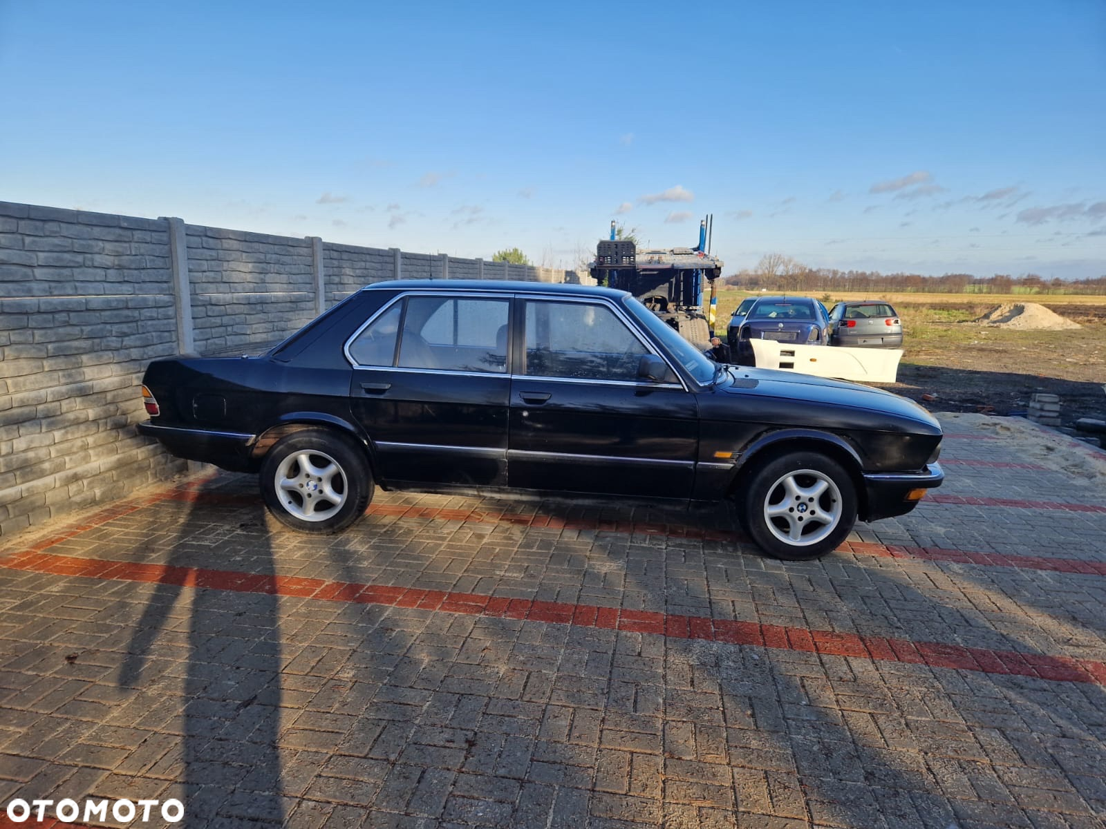 BMW Seria 5 518 i - 12