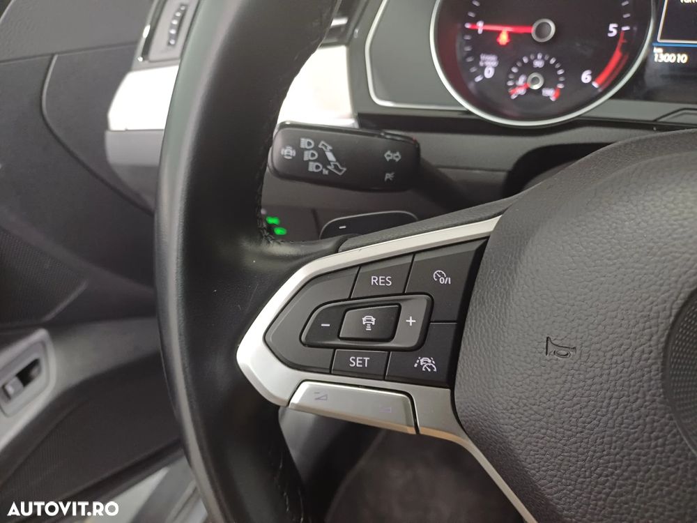 Volkswagen Passat 2.0 TDI DSG Highline - 12