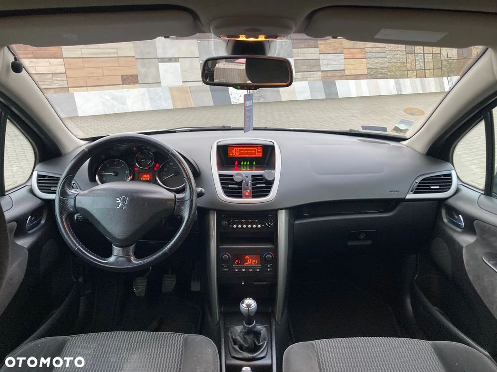 Peugeot 207 1.6 HDi - 6