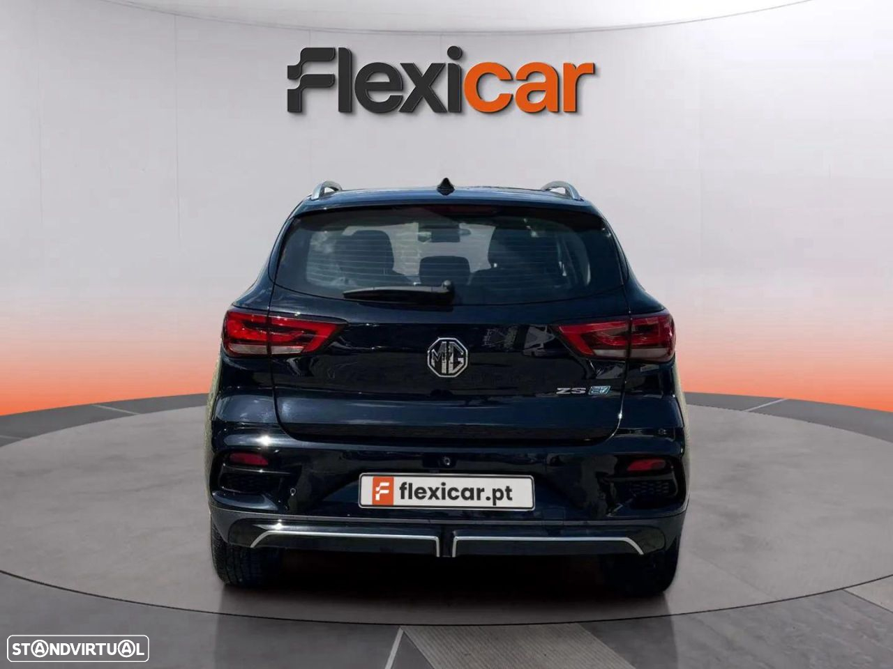MG ZS EV 72.6 kWh Luxury OBC 11 kW - 6