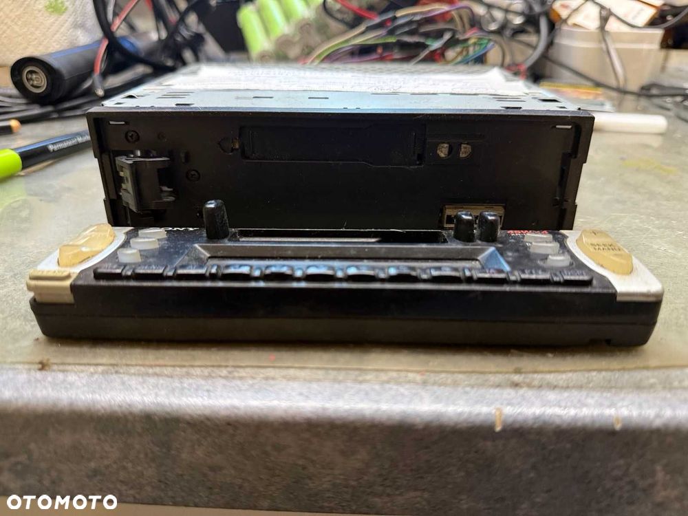 Radio samochodowe SONY XR-L210 Kasetowe 45W - 5