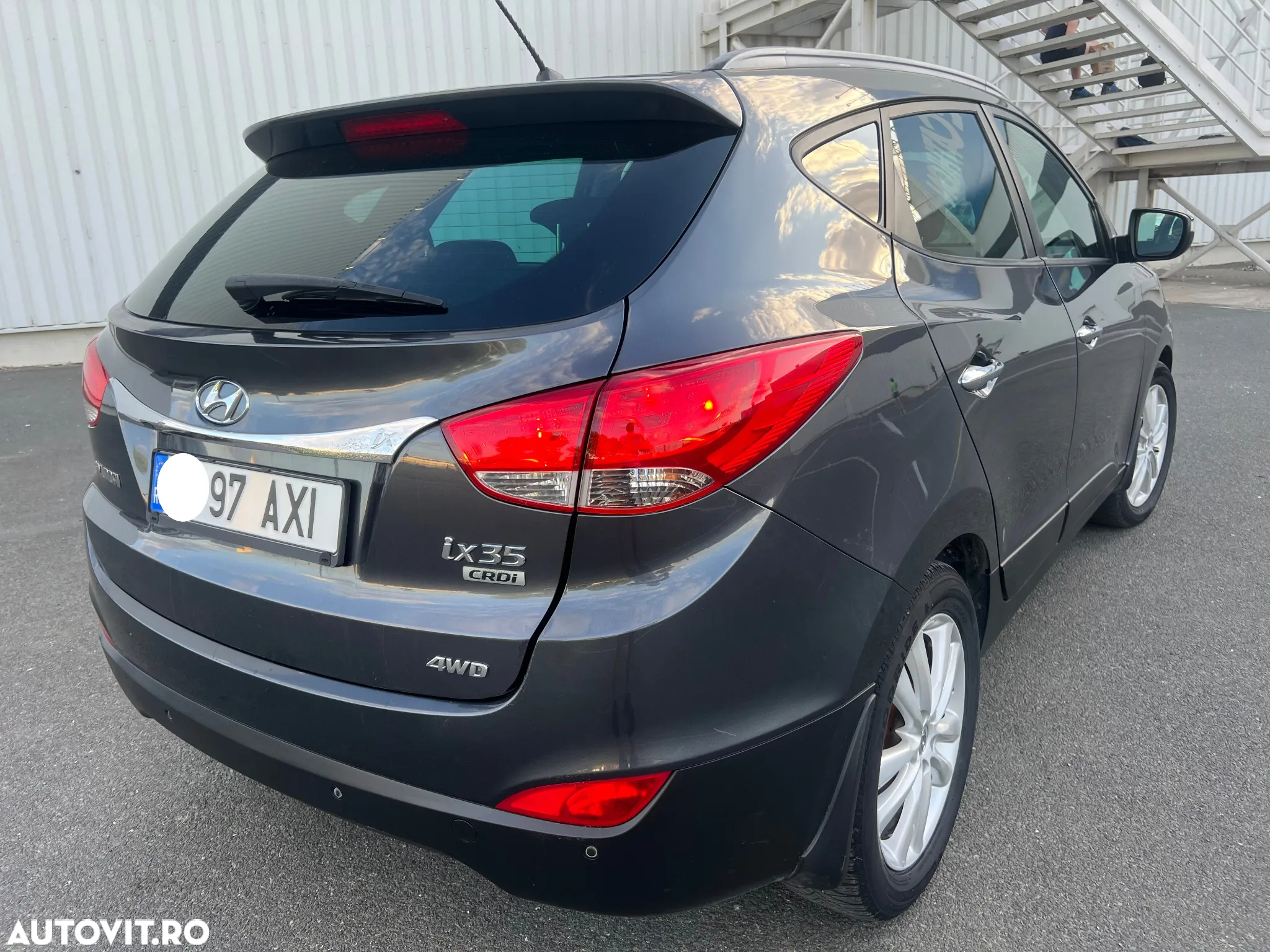 Hyundai ix35 2.0 CRDI High 4WD GLS Aut. Style HEAT+ - 4