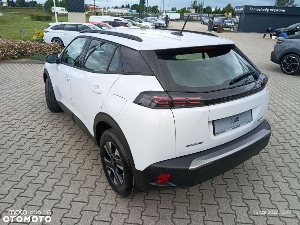 Peugeot 2008 - 8