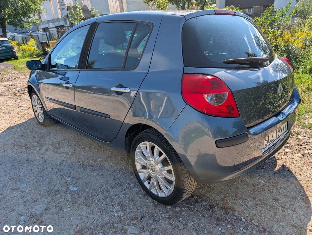Renault Clio 1.5 dCi Extreme - 13
