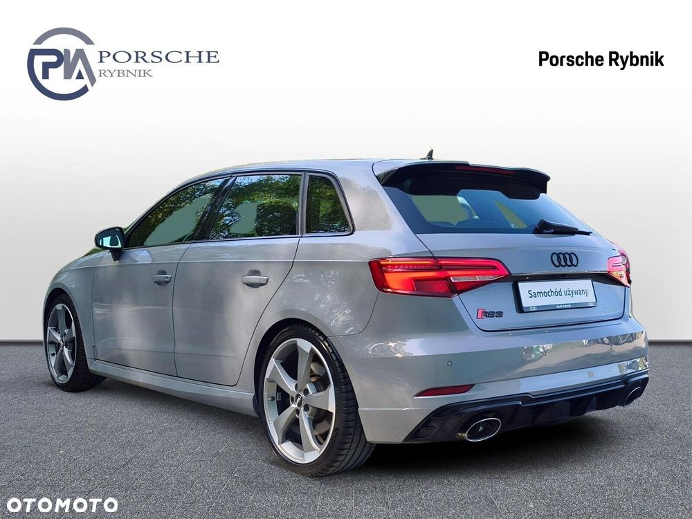 Audi RS3 Sportback - 4