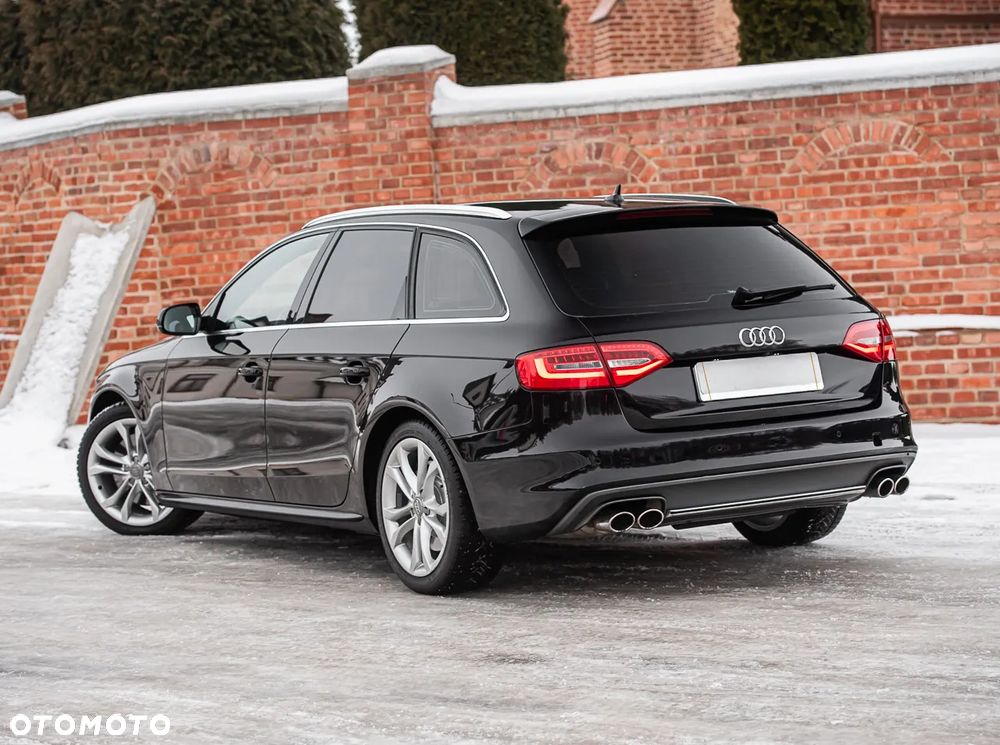 Audi S4 Avant S tronic - 9