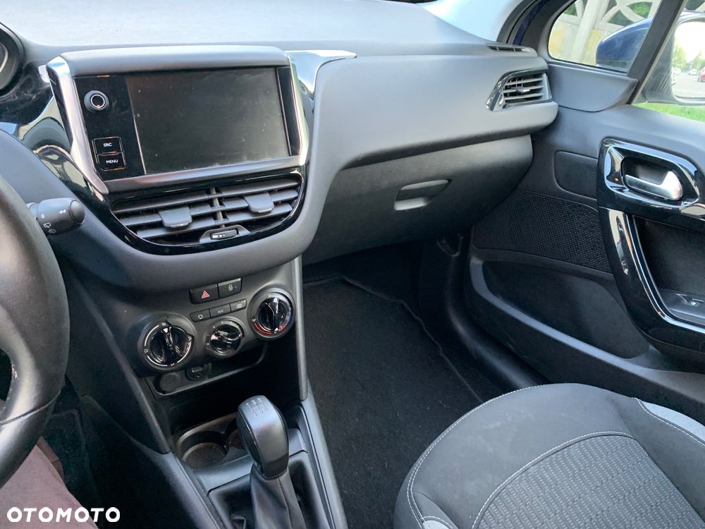 Peugeot 208 1.6 BlueHDi Active S&S - 37