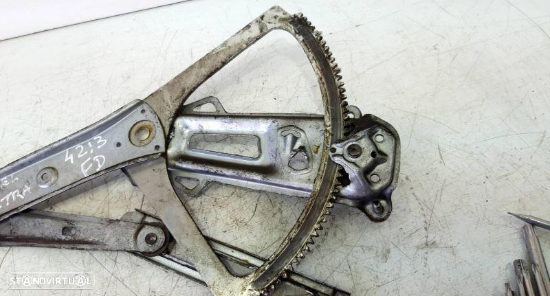 Elevador Manual Fte Dto Opel Astra G Combi (T98) - 3
