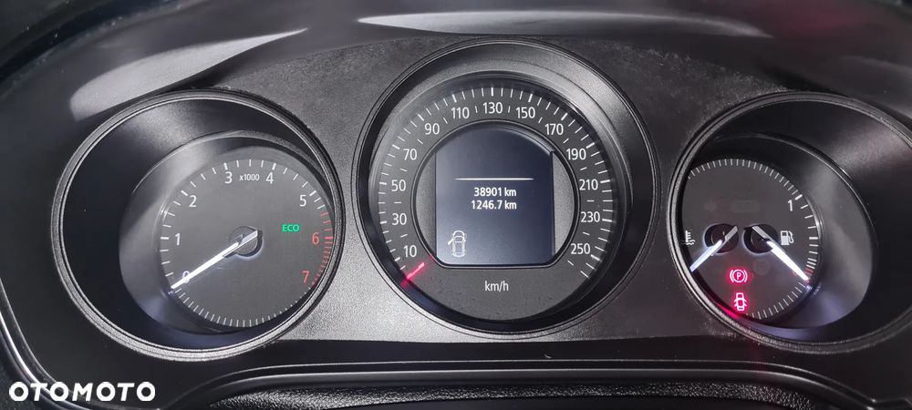 Renault Megane ENERGY TCe 100 LIFE - 17
