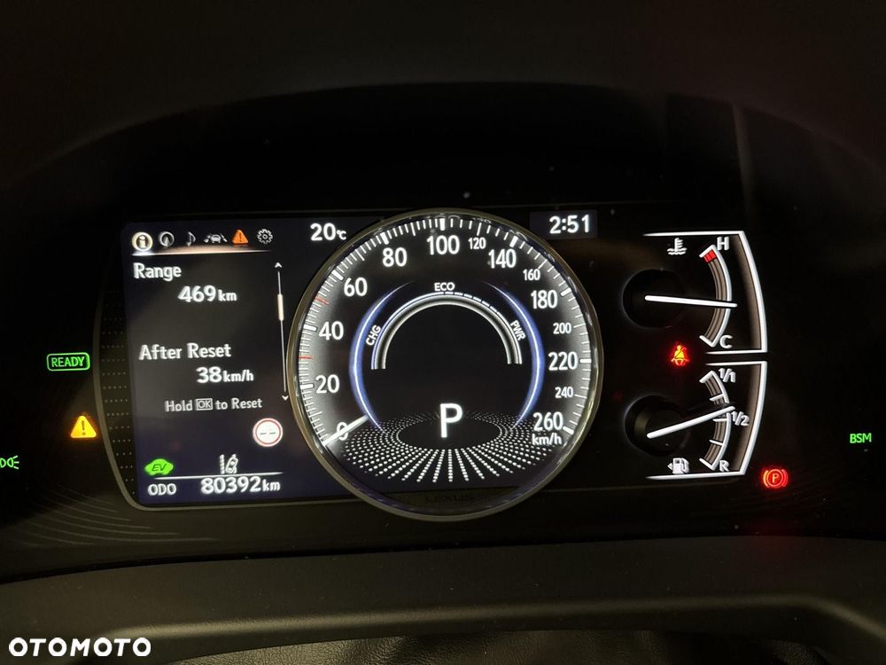 Lexus ES 300h Business Edition - 18