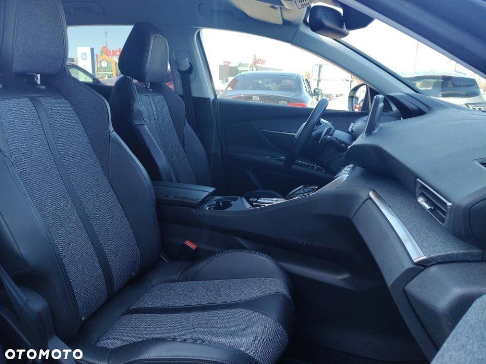Peugeot 3008 - 23