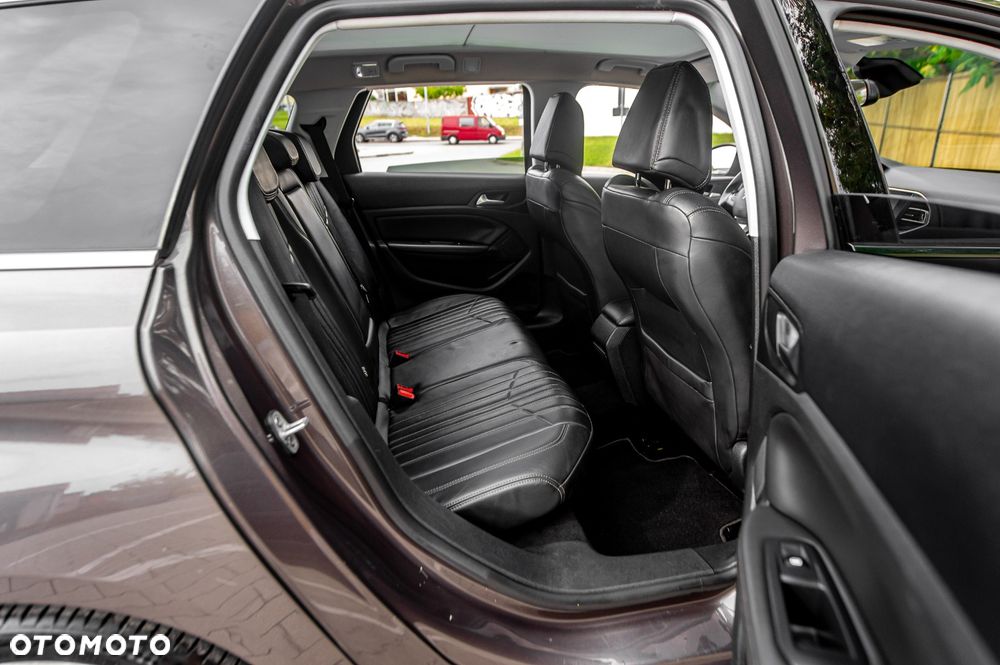 Peugeot 308 - 24