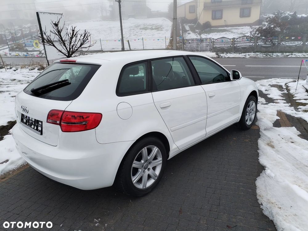 Audi A3 Sportback - 5