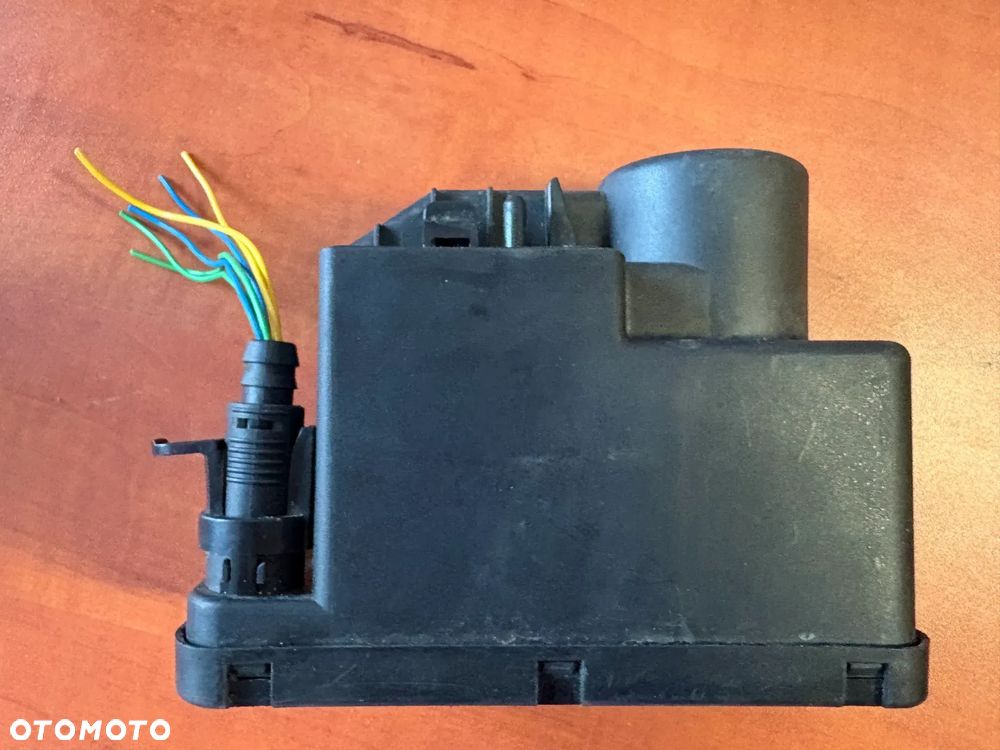 POMPKA CENTRALNEGO ZAMKA MERCEDES W124 1248001348 W201 190 W126 - 2