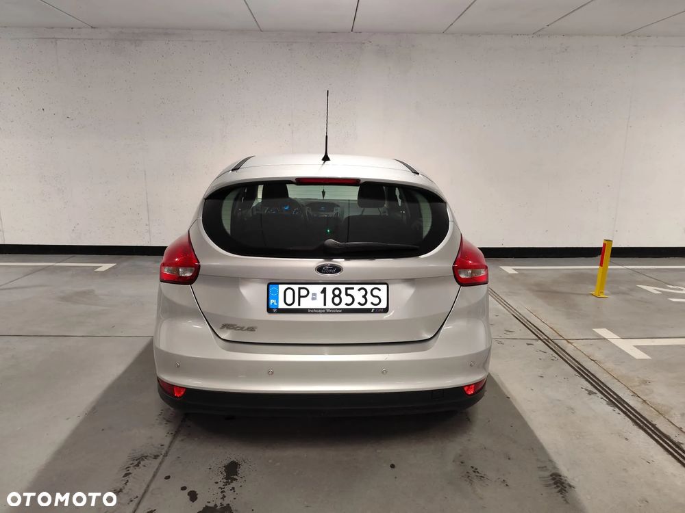 Ford Focus 1.6 Ambiente - 10