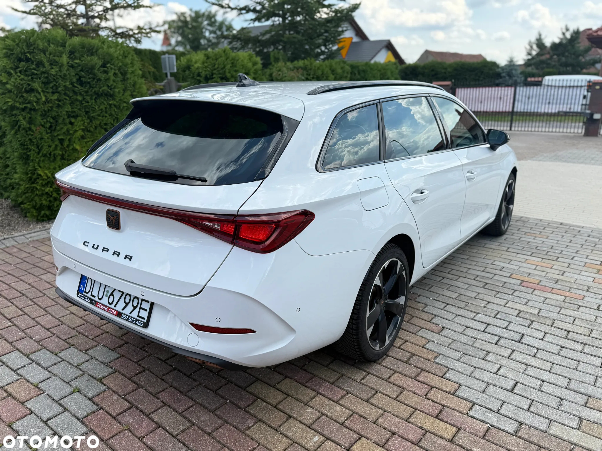 Cupra Leon 1.5 e-Hybrid PHEV DSG - 3