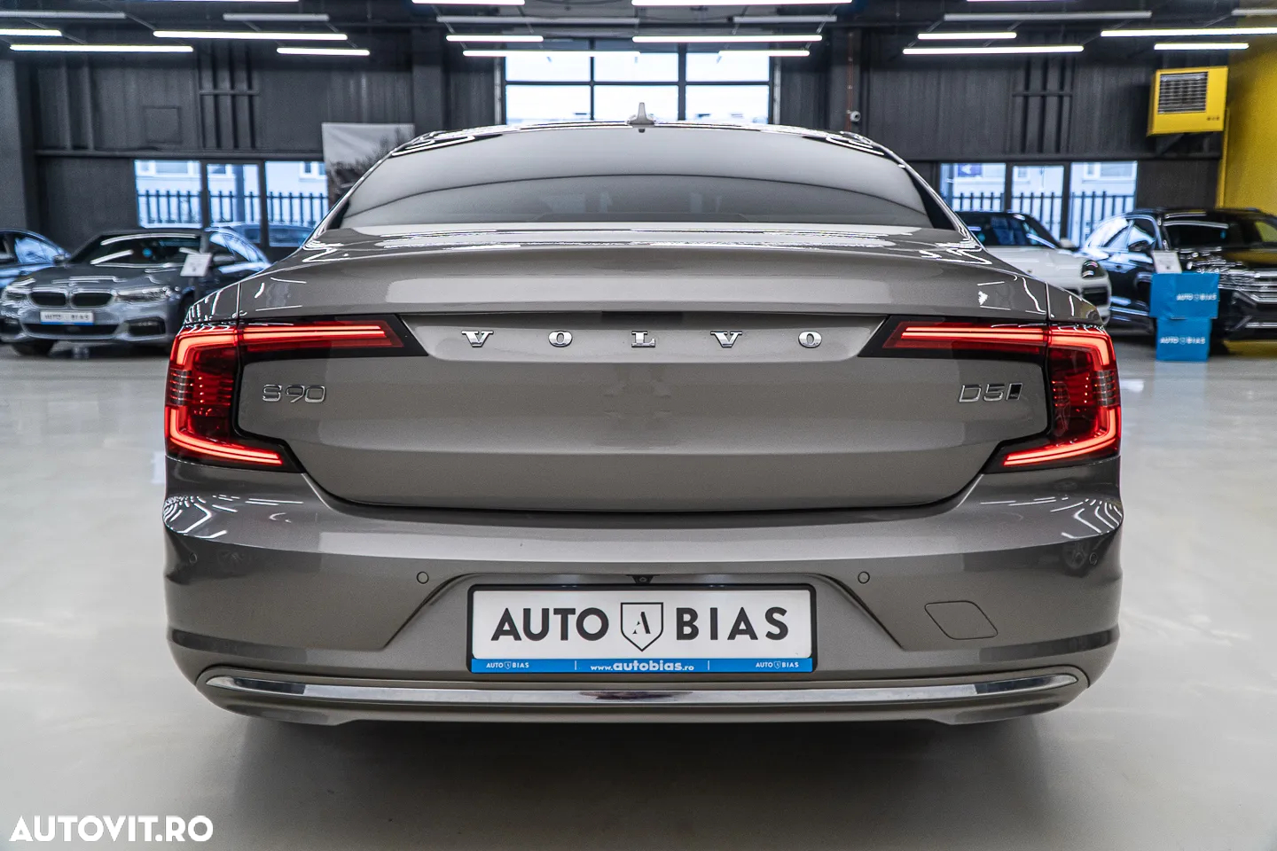 Volvo S90 D5 AWD Inscription - 29