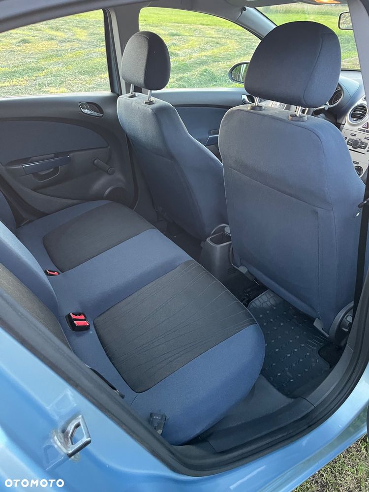 Opel Corsa 1.2 16V Enjoy - 12