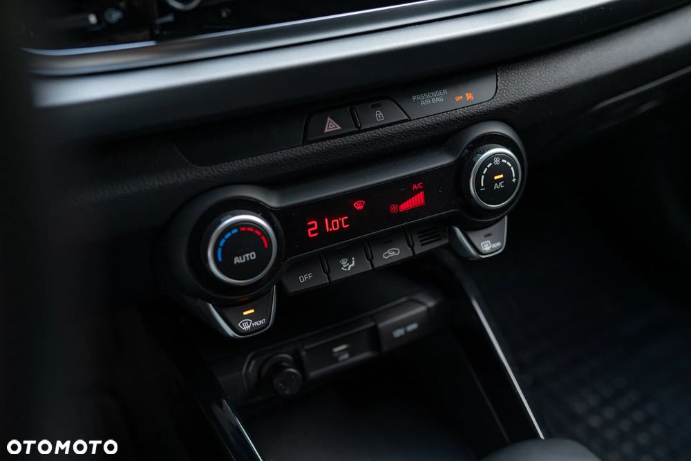 Kia Rio 1.0 T-GDI L DCT - 12