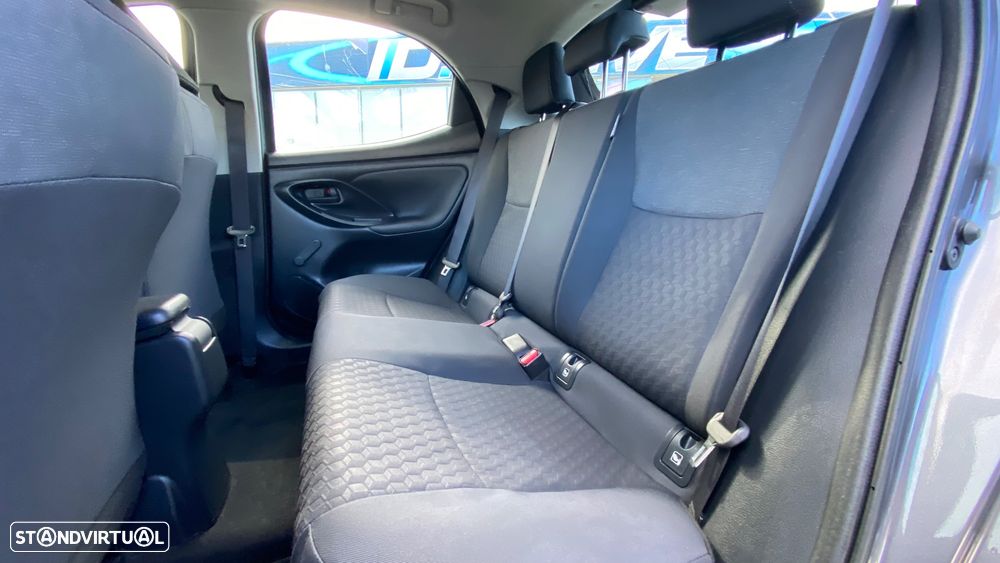 Toyota Yaris 1.5 HDF Comfort - 21