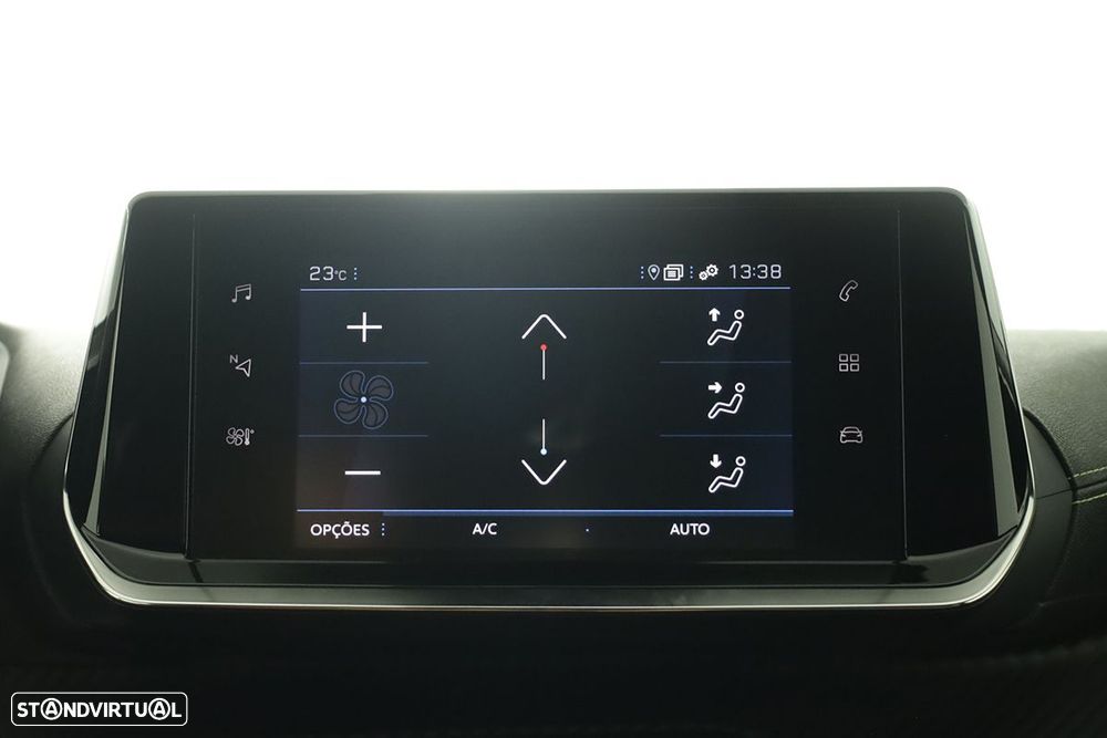 Peugeot 2008 1.2 PureTech GT EAT8 - 10
