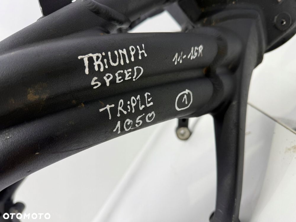 RAMA STELAŻ Triumph Speed Triple 1050 oryginalna cała ładna sprawna - 2