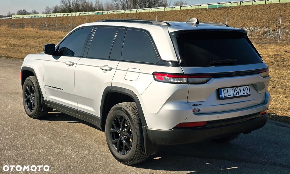 Jeep Grand Cherokee - 2