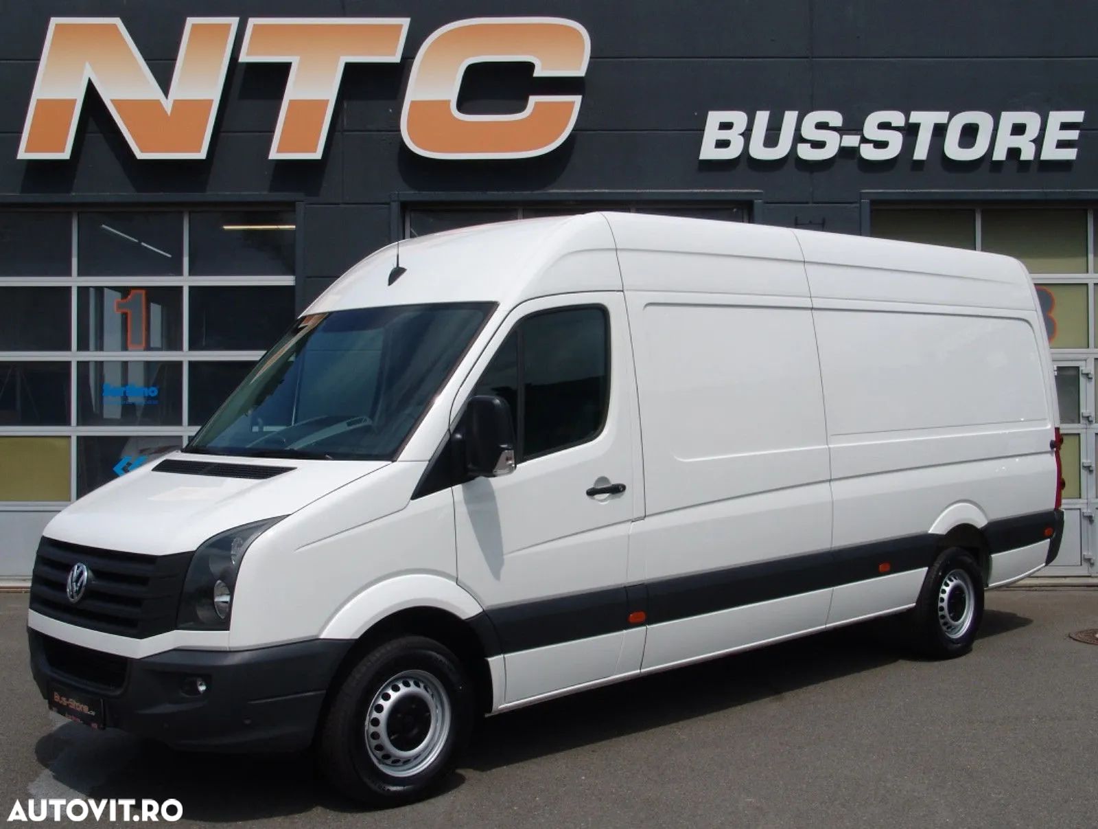 Volkswagen Crafter - 1