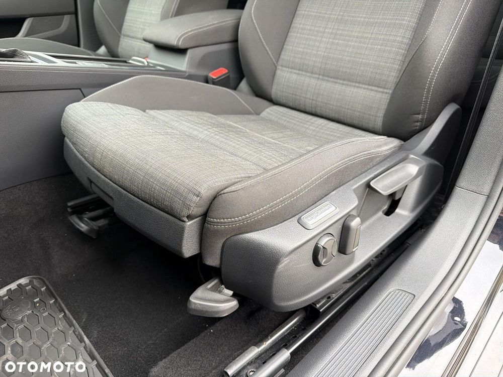 Volkswagen Passat 1.5 TSI EVO Business DSG - 13