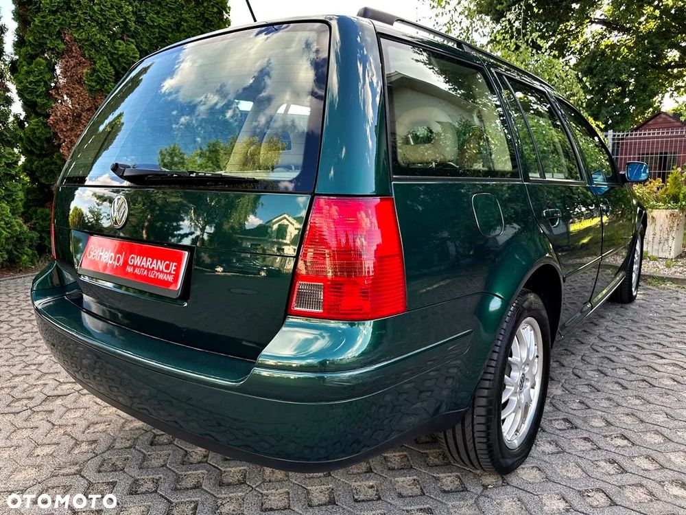Volkswagen Bora Variant 2.3 V5 - 23