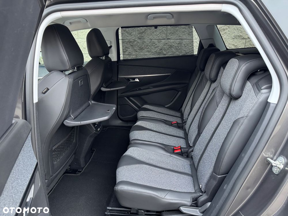 Peugeot 5008 BlueHDI 120 EAT6 Stop & Start Allure - 23