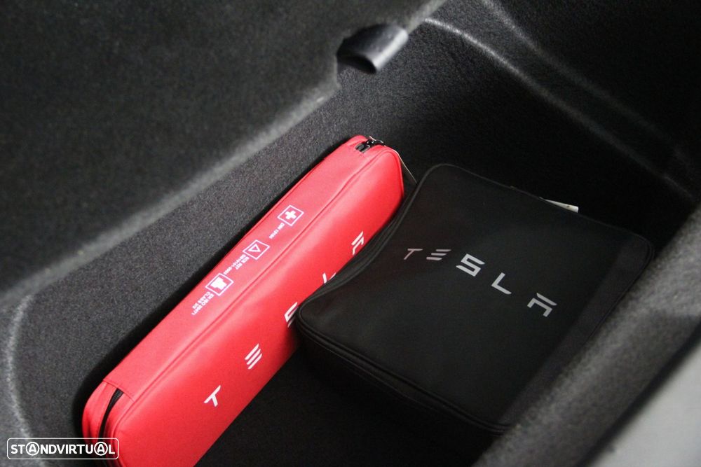 Tesla Model Y Tração Traseira - 15