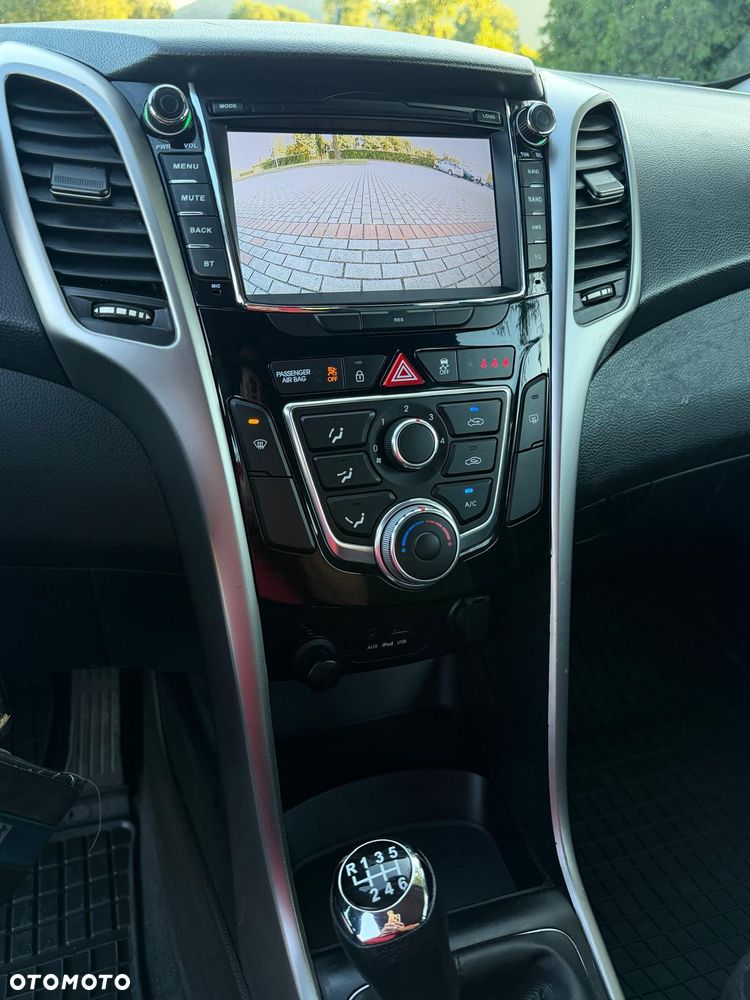 Hyundai i30 1.4 Premium - 15