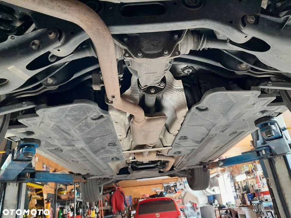 Mercedes-Benz Klasa C 200 Kompressor Elegance - 26