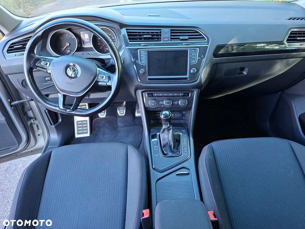 Volkswagen Tiguan 2.0 TDI SCR Elegance - 14