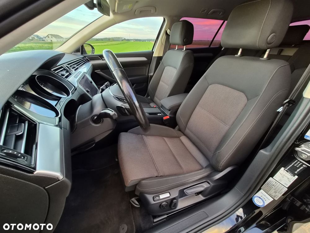 Volkswagen Passat Variant 1.6 TDI SCR DSG Business - 15