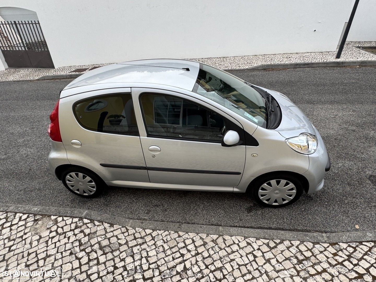 Peugeot 107 1.0 Trendy - 14