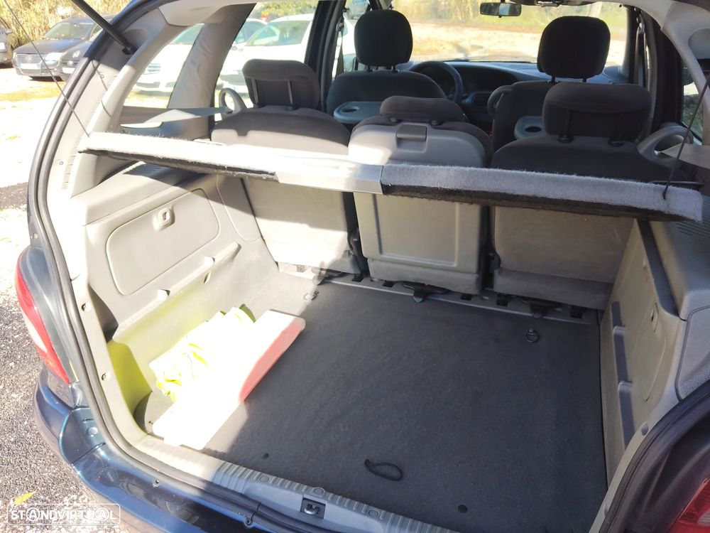 Renault Scénic 1.4 16V Conquest - 15