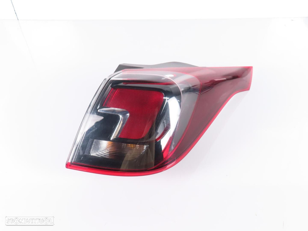 Farolim Direito/Trás Usado / Original OPEL CROSSLAND X (P17) 39137520