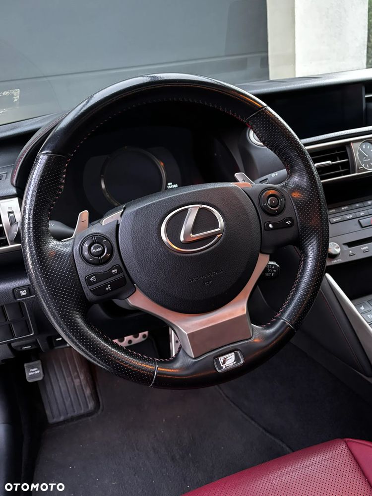 Lexus IS 200t Sport Line - 19