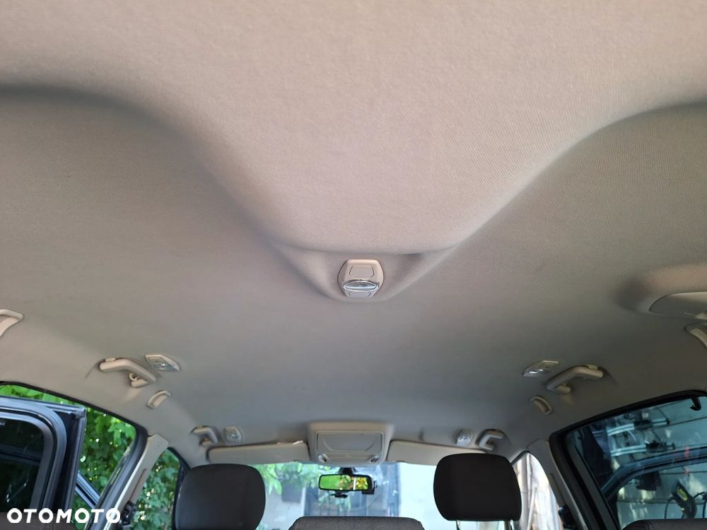 Ford S-Max 2.0 TDCi DPF Titanium - 13