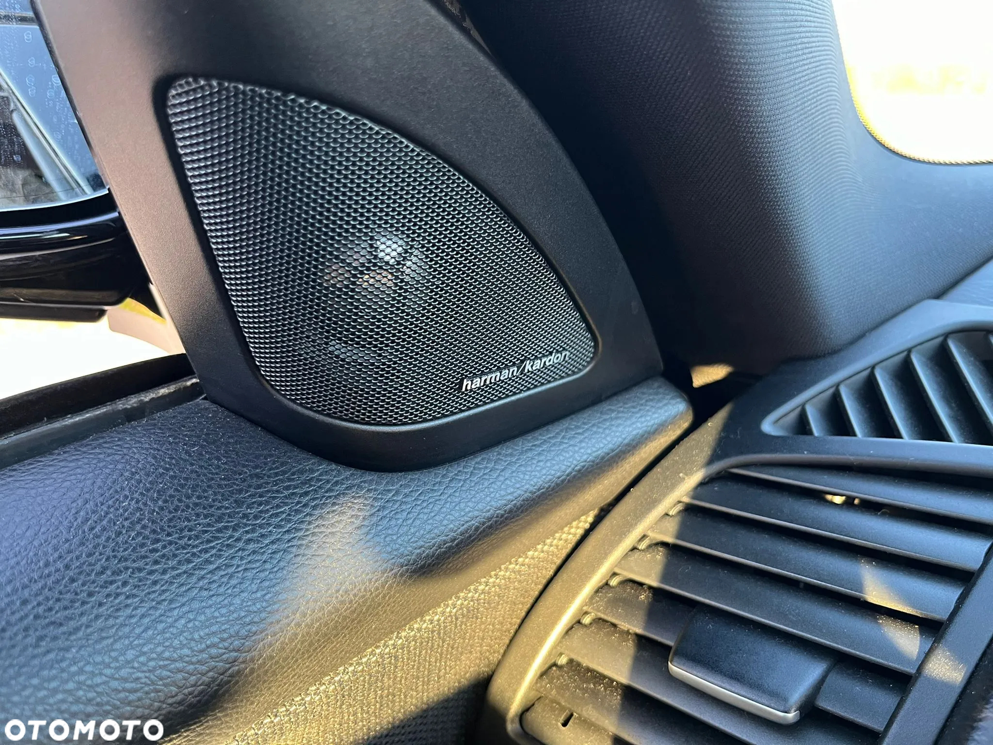 BMW Seria 1 120i - 8