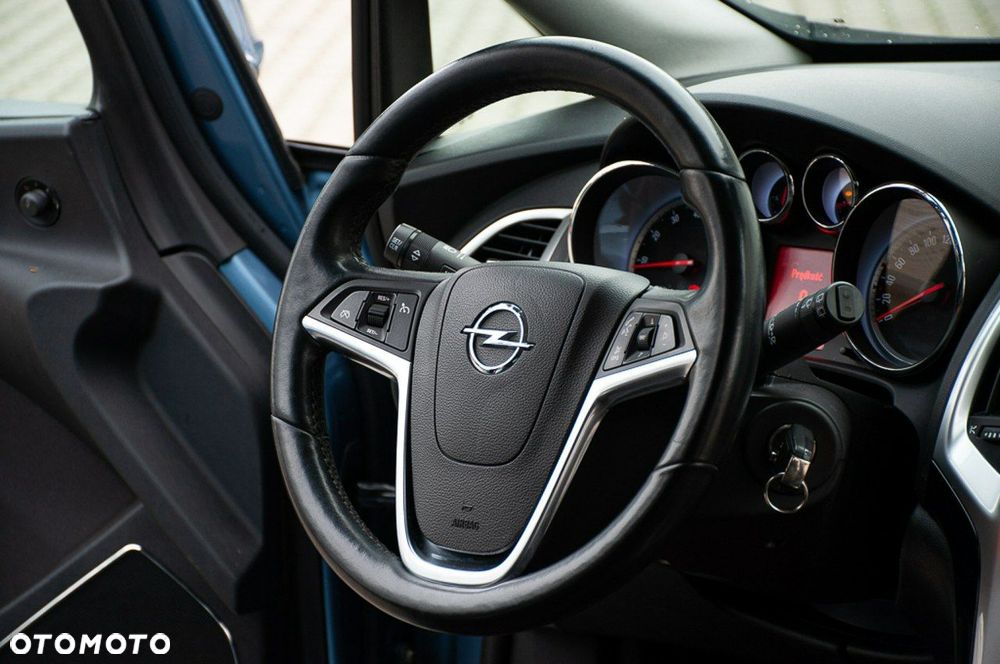 Opel Astra - 28