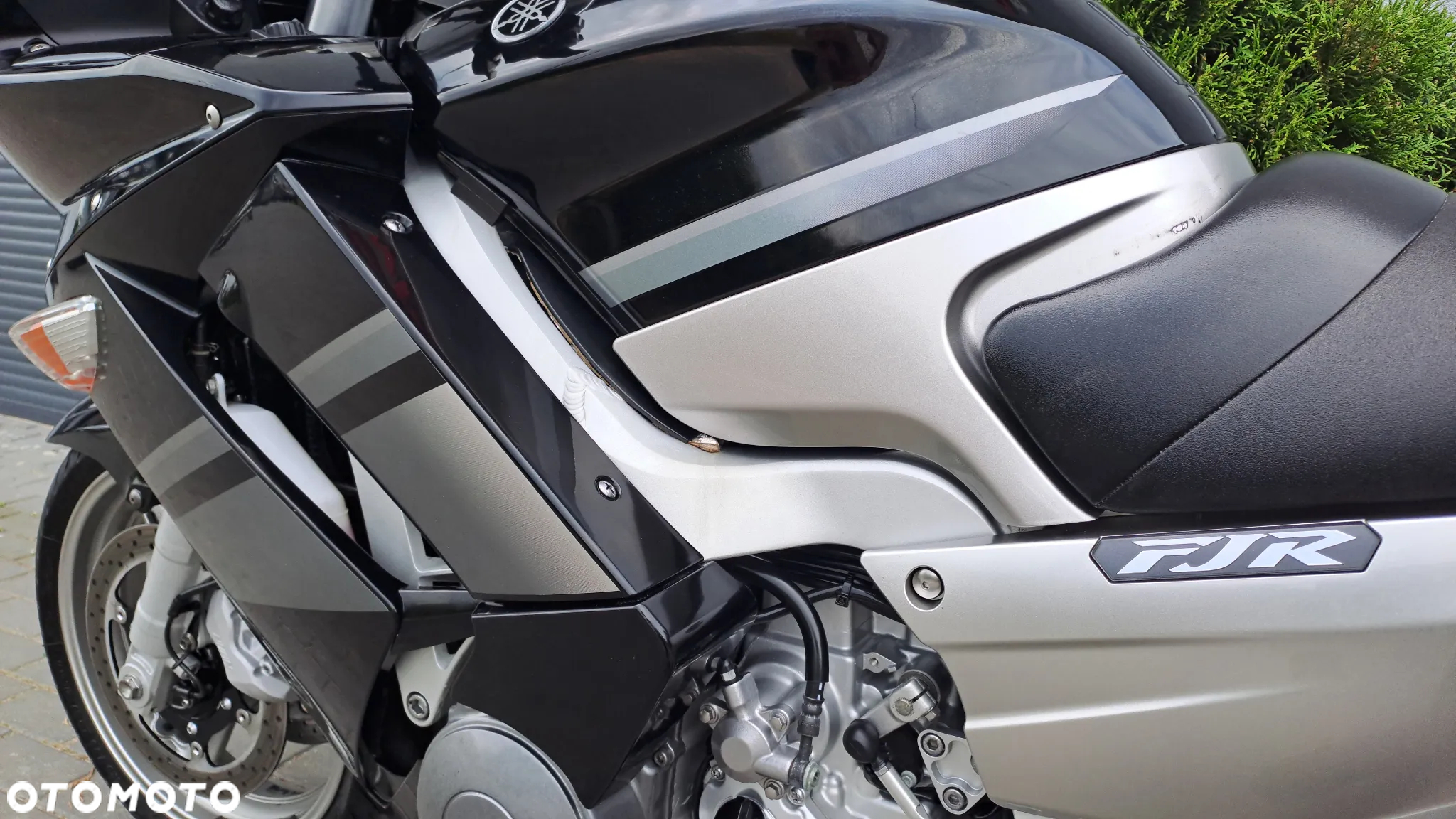 Yamaha FJR - 41