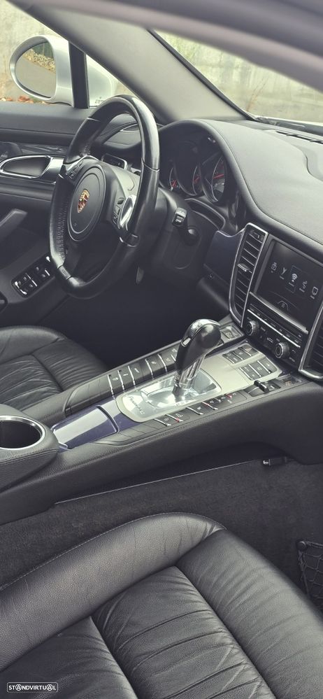 Porsche Panamera S PDK - 12