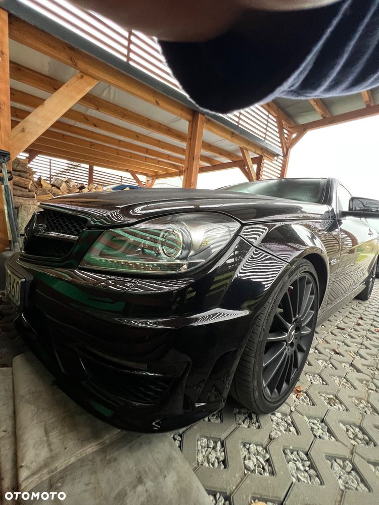 Mercedes-Benz Klasa C 63 AMG - 11