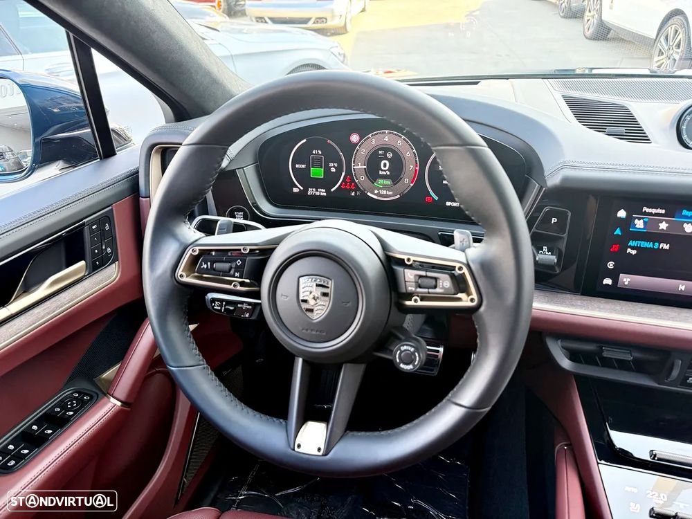 Porsche Cayenne Turbo E-Hybrid - 14