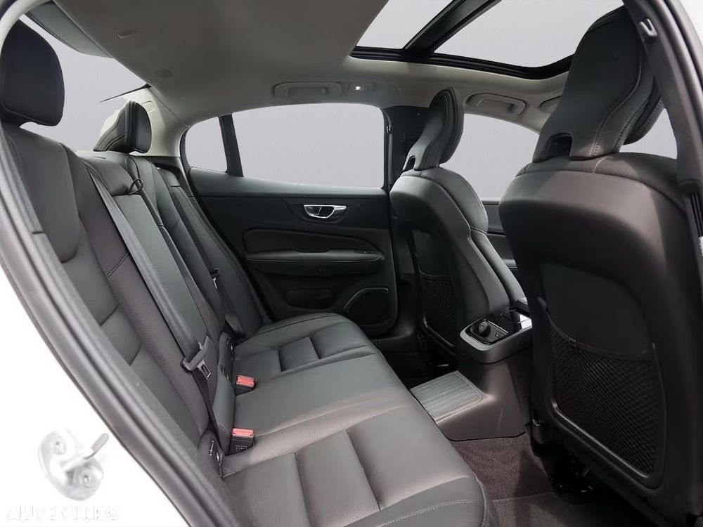 Volvo S60 T8 Recharge AWD Ultimate Dark - 16