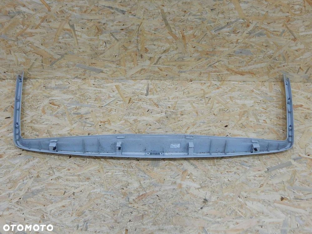 vw t5 lift multivan listwa ramka tapicerka klapy tył 7e5867603a - 5